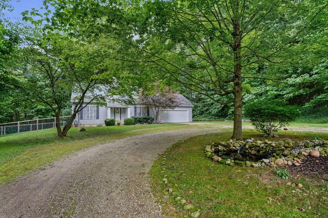 6367 Pokagon Road, Berrien Twp, MI 49102