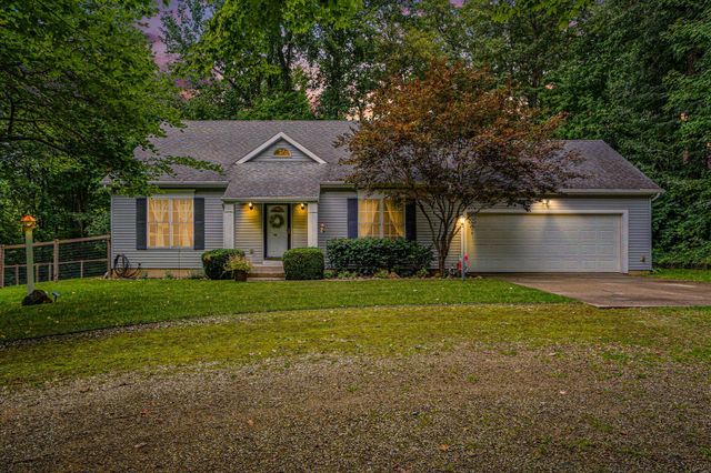 6367 Pokagon Road, Berrien Twp, MI 49102