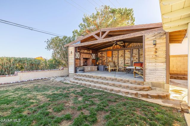 42056 Jenny Lane, Lancaster, CA 93536