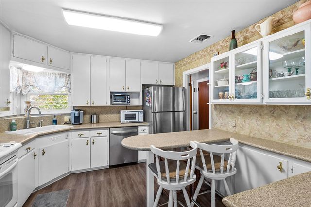 814 ROSSI DR, Corpus Christi, TX 78411