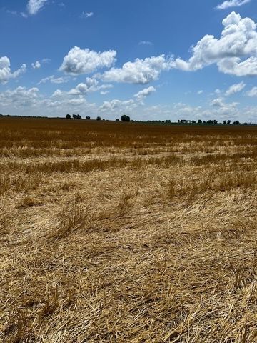 2000 County Road, Varna, IL 61375