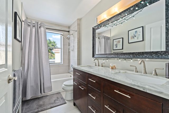 7730 Cedar Hurst Court, Lake Worth, FL 33467