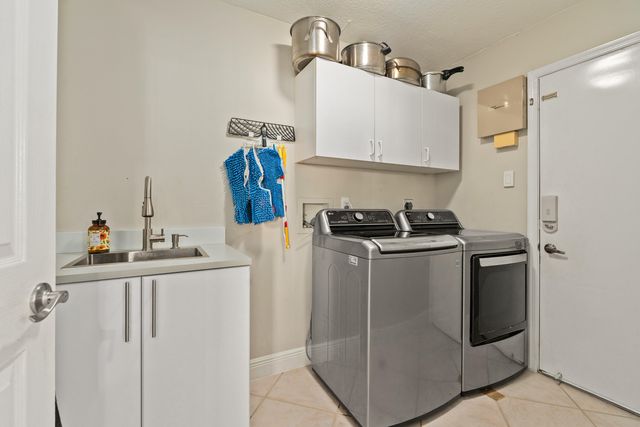 7730 Cedar Hurst Court, Lake Worth, FL 33467