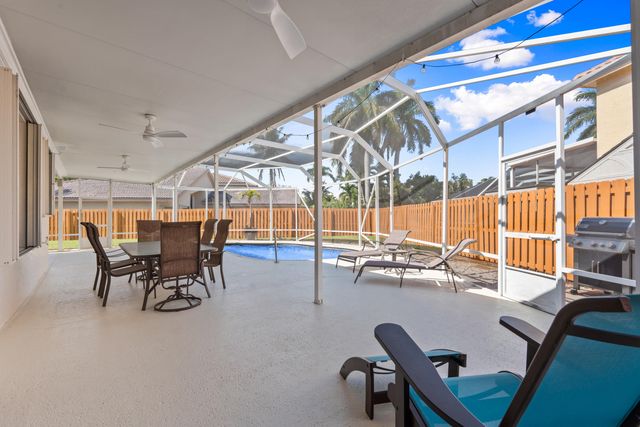 7730 Cedar Hurst Court, Lake Worth, FL 33467