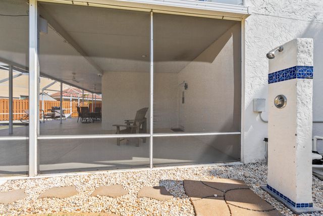 7730 Cedar Hurst Court, Lake Worth, FL 33467