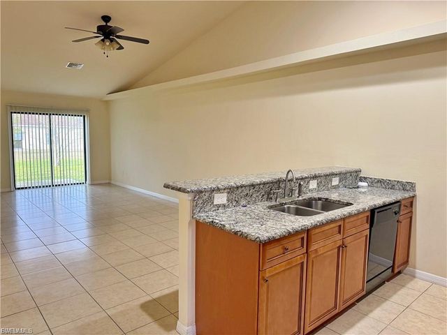 103 SE 13th ST, Cape Coral, FL 33990