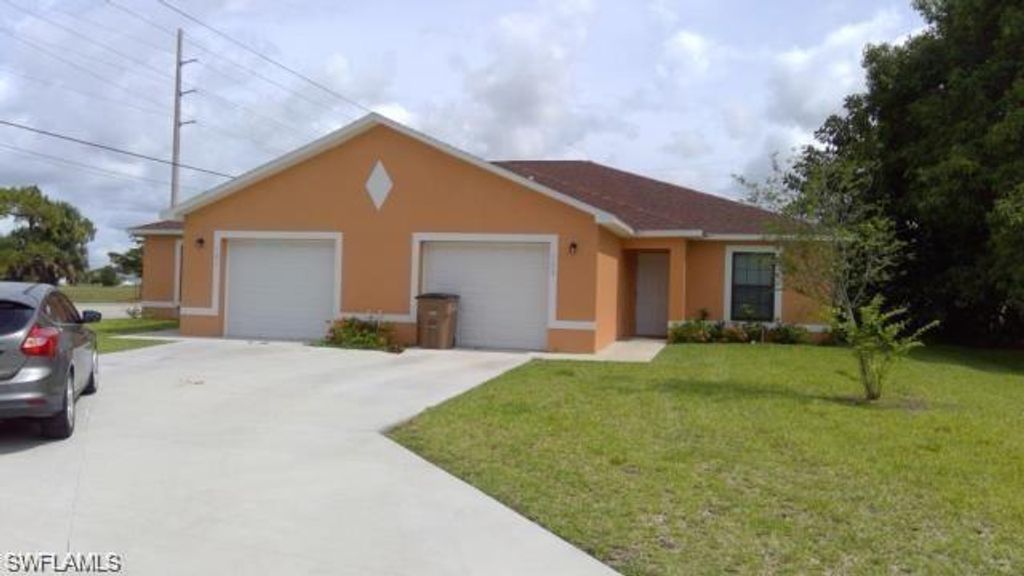 103 SE 13th ST, Cape Coral, FL 33990