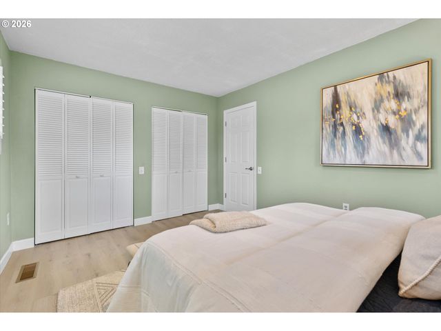 16720 Sw 124TH Ave, King City, OR 97224