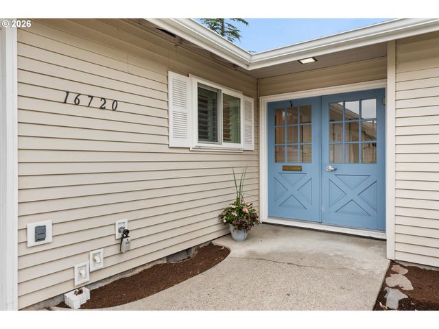 16720 Sw 124TH Ave, King City, OR 97224