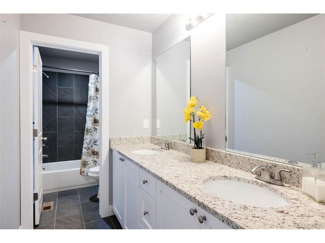 306 S 4th Ct, Deer Trail, CO 80105