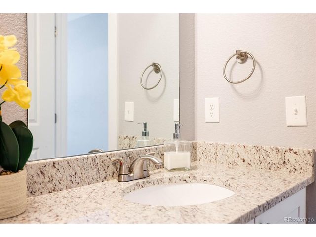 306 S 4th Ct, Deer Trail, CO 80105