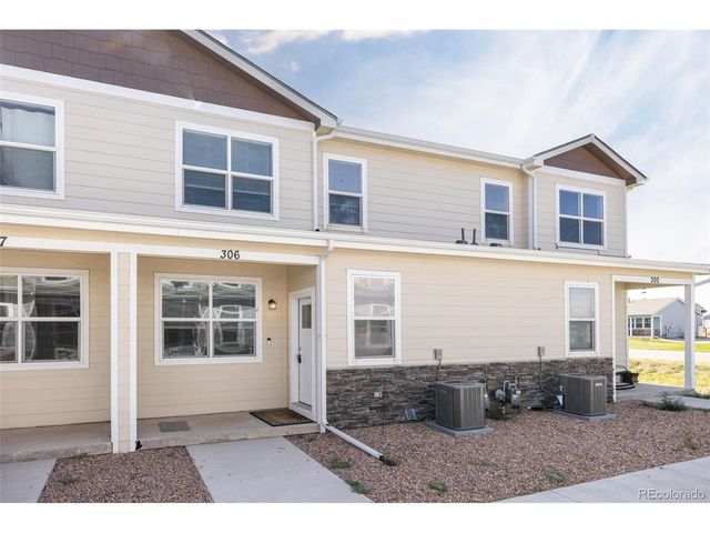 306 S 4th Ct, Deer Trail, CO 80105