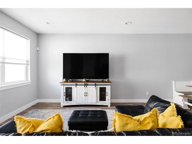 306 S 4th Ct, Deer Trail, CO 80105