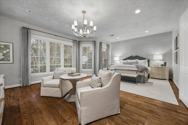 3111 Plumb Street, West University Place, TX 77005