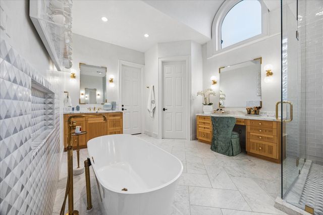 3111 Plumb Street, West University Place, TX 77005