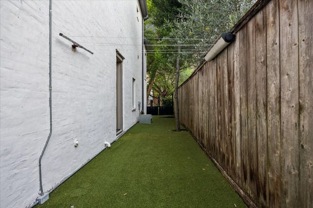 3111 Plumb Street, West University Place, TX 77005