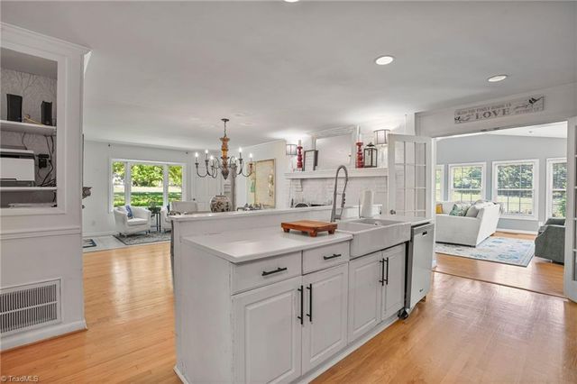 5006 Fast Lane, Greensboro, NC 27406