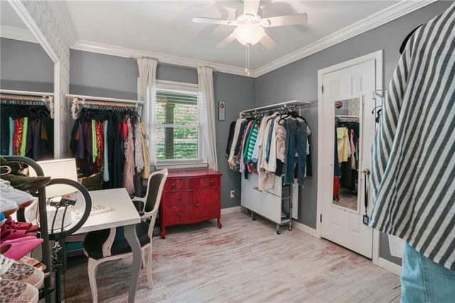 5006 Fast Lane, Greensboro, NC 27406