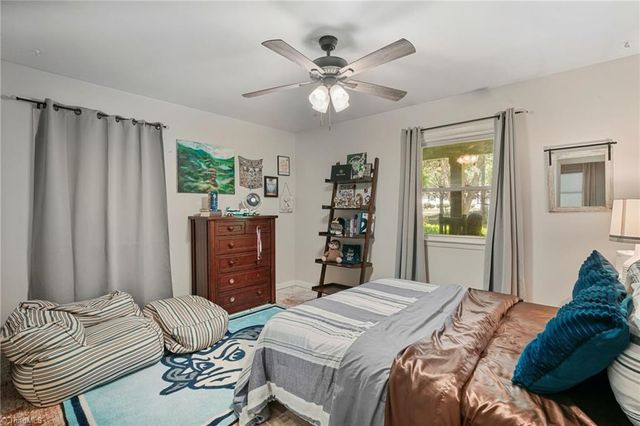 5006 Fast Lane, Greensboro, NC 27406