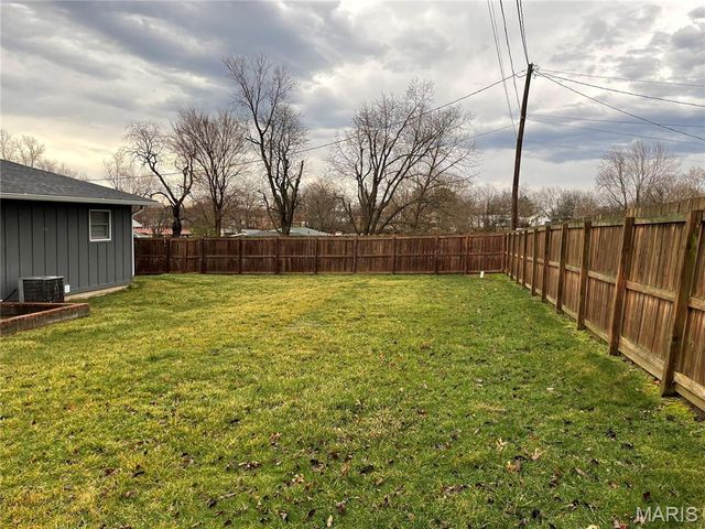 707 Thomas Avenue, Salem, MO 65560