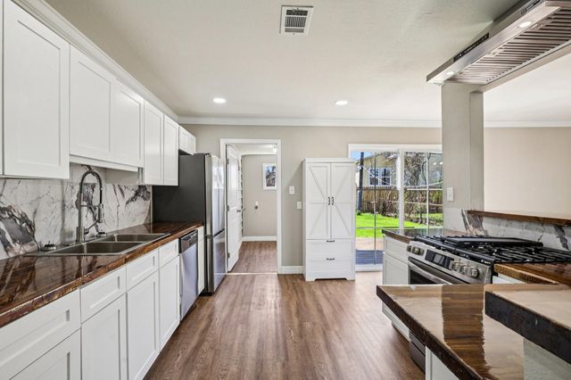 4322 Friar Point Road, Houston, TX 77047