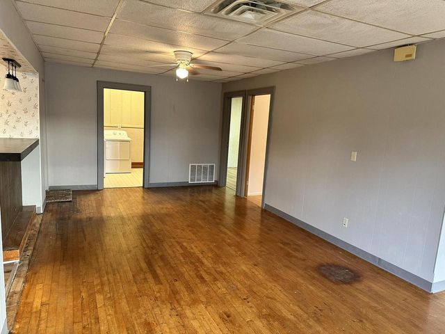 315 W GREEN BAY STREET, Bonduel, WI 54107