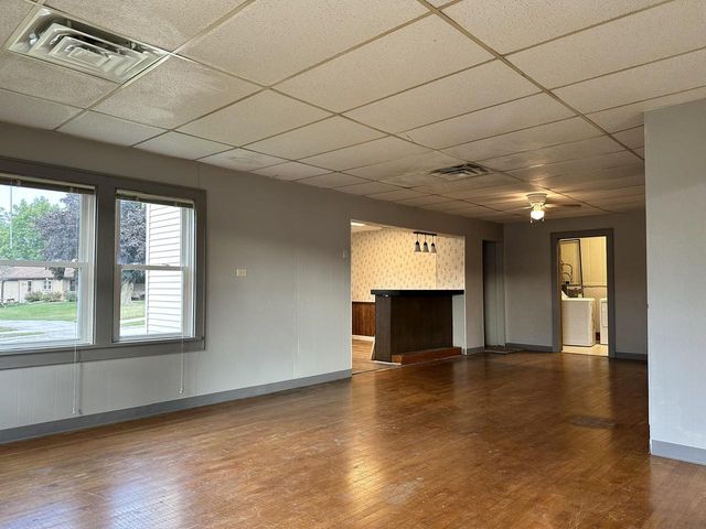 315 W GREEN BAY STREET, Bonduel, WI 54107