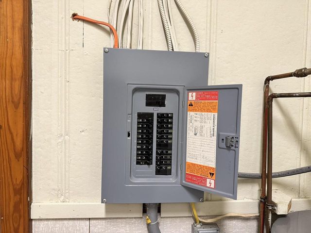 315 W GREEN BAY STREET, Bonduel, WI 54107