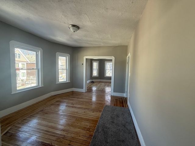 20 Henry Ave 2, Somerville, MA 02144