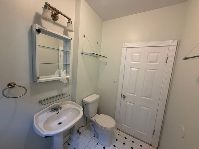 20 Henry Ave 2, Somerville, MA 02144