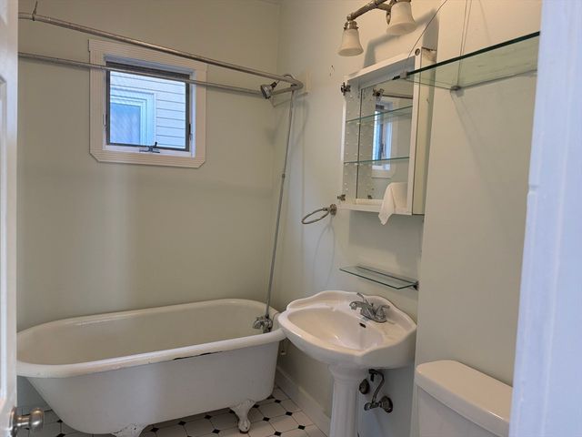 20 Henry Ave 2, Somerville, MA 02144