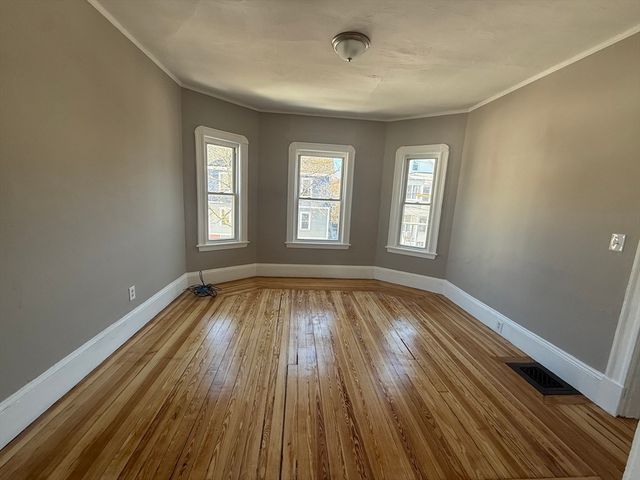 20 Henry Ave 2, Somerville, MA 02144