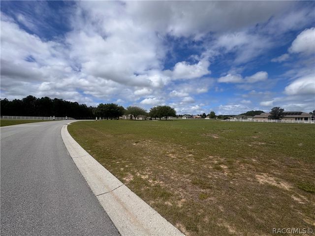 1588 E Seattle Slew Circle, Inverness, FL 34453