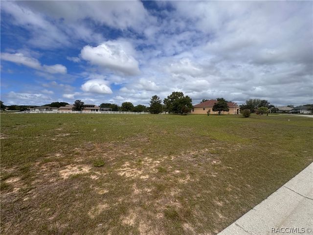 1588 E Seattle Slew Circle, Inverness, FL 34453