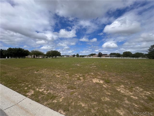 1588 E Seattle Slew Circle, Inverness, FL 34453