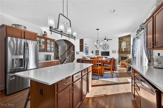 104 Bentwood Drive, Chardon, OH 44024