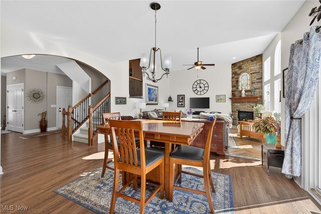 104 Bentwood Drive, Chardon, OH 44024