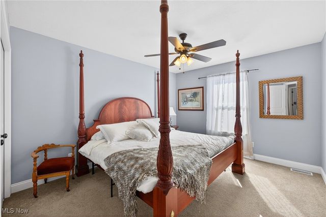 104 Bentwood Drive, Chardon, OH 44024