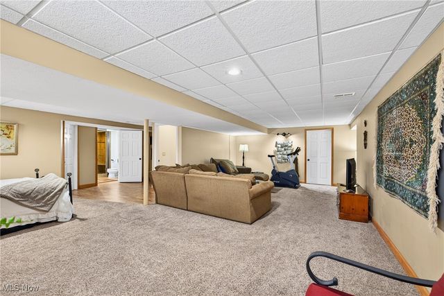 104 Bentwood Drive, Chardon, OH 44024