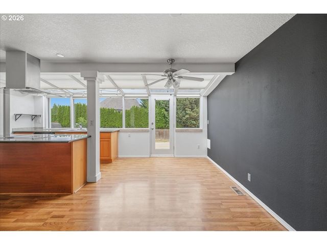 4008 Ne 105TH St, Vancouver, WA 98686