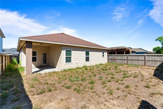 7305 Clapton Dr, Corpus Christi, TX 78414