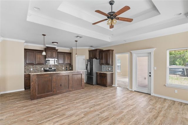 7305 Clapton Dr, Corpus Christi, TX 78414