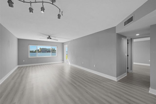 4775 COVE CIRCLE 103, St Petersburg, FL 33708