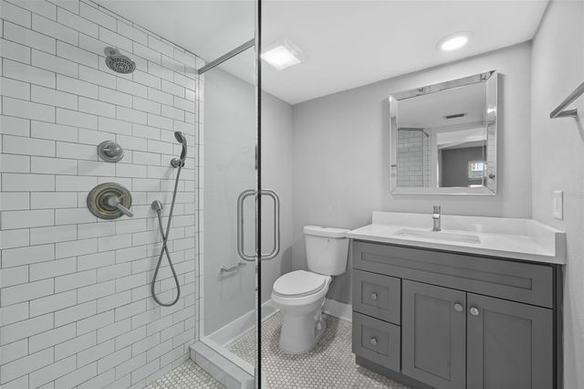 4775 COVE CIRCLE 103, St Petersburg, FL 33708