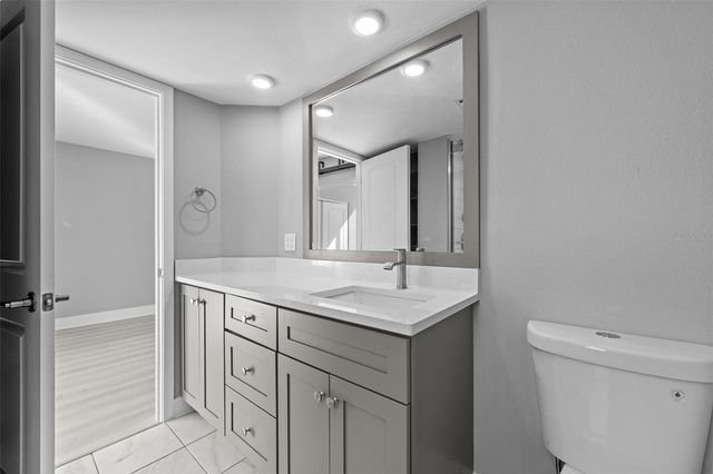 4775 COVE CIRCLE 103, St Petersburg, FL 33708