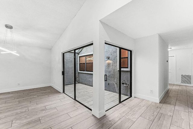 1221 NW 19th Terrace, Delray Beach, FL 33445