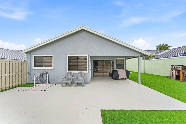 1221 NW 19th Terrace, Delray Beach, FL 33445