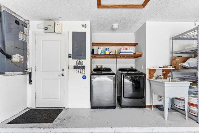 1221 NW 19th Terrace, Delray Beach, FL 33445