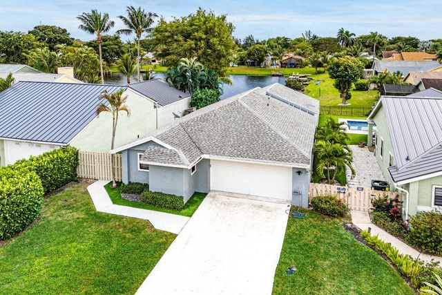 1221 NW 19th Terrace, Delray Beach, FL 33445