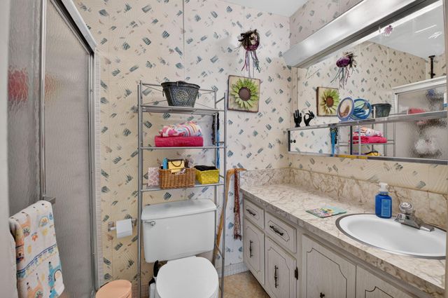 1180 S DRIVE Circle A, Delray Beach, FL 33445